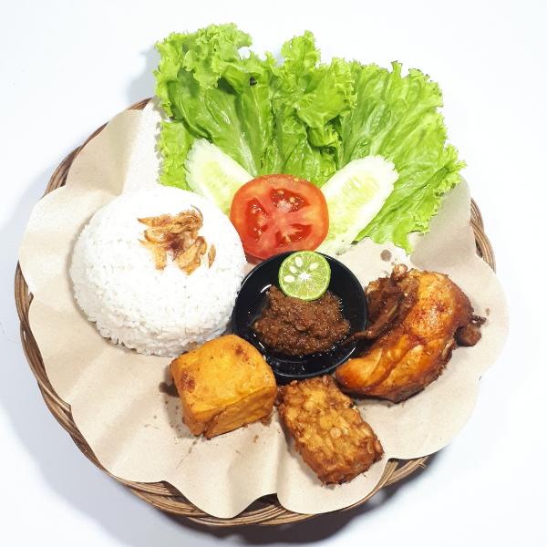 Paket Ayam Goreng Komplit
